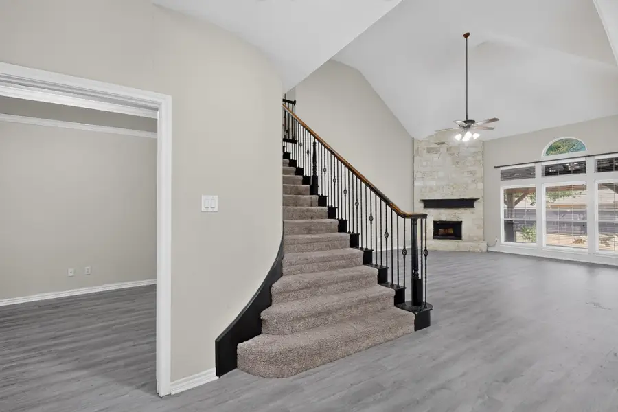 5919 Ridgeway Drive, Grand Prairie, TX 75052 - #3
