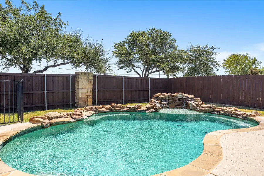 1009 Prairie Heights Drive, Fort Worth, TX 76108 - #2