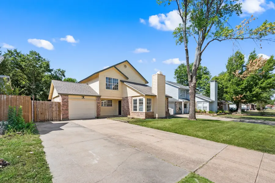 4640 Waterway Drive N, Fort Worth, TX 76137 - #3