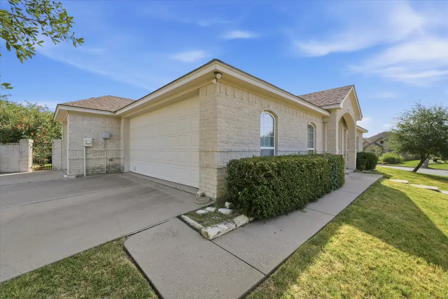 32 North Shore Circle, Waco, TX 76708 - #3