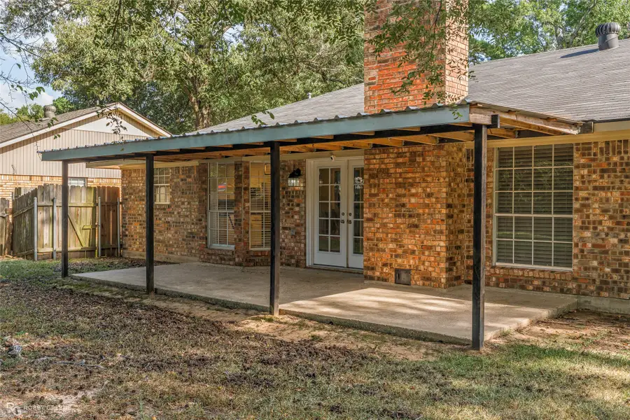 8805 Hollow Bluff Drive, Haughton, LA 71037 - #2