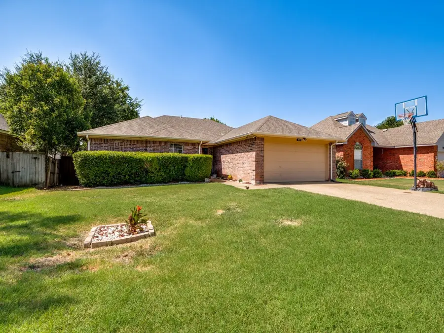 1413 Mockingbird Lane, Desoto, TX 75115 - #2
