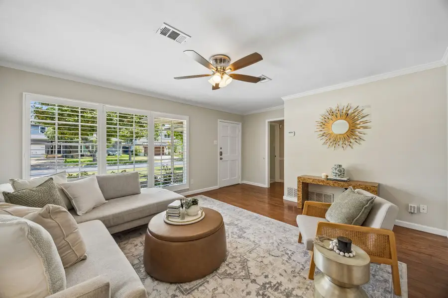 9077 Longmont Drive, Dallas, TX 75238 - #3