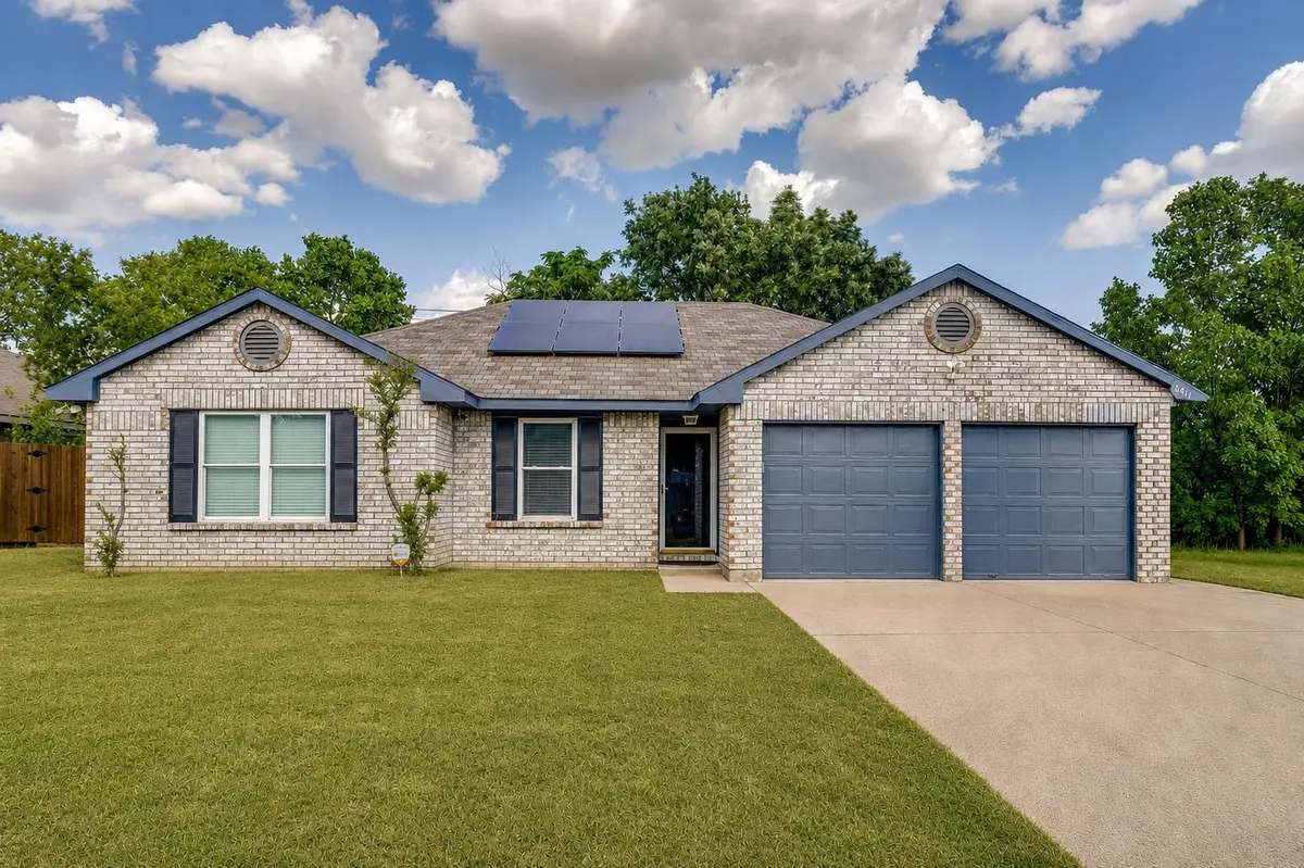 6411 Brooklawn Drive, Arlington, TX 76018 - #1