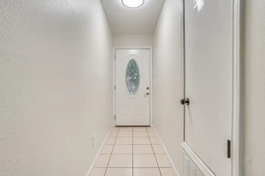 6411 Brooklawn Drive, Arlington, TX 76018 - #3