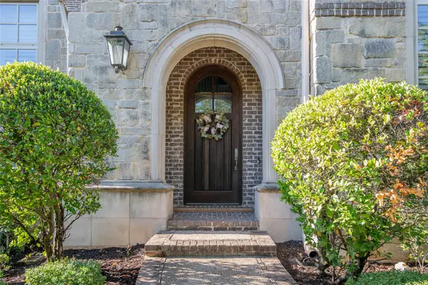 5009 Glenshire Drive, Flower Mound, TX 75028