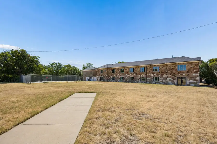 1200 E Maddox Avenue, Fort Worth, TX 76104 - #3