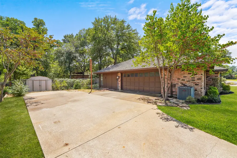2323 Brookside Drive, Arlington, TX 76012 - #3