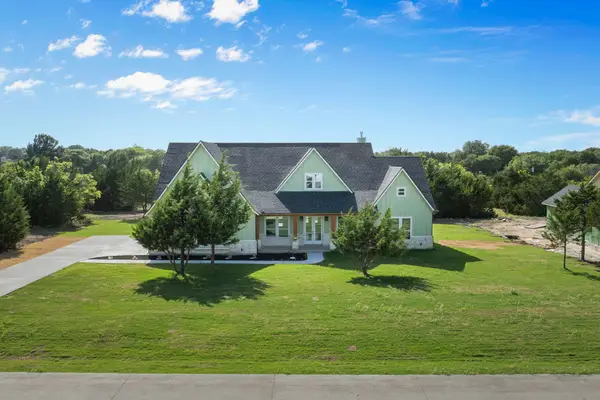 3061 Stonebriar Drive, Waxahachie, TX 75165