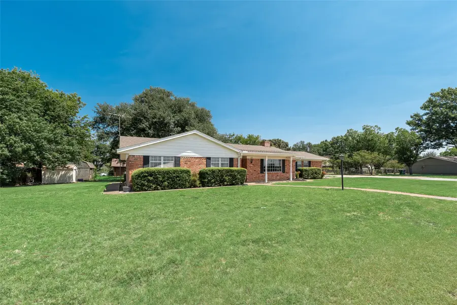 520 Pecan Street, Crowley, TX 76036 - #3