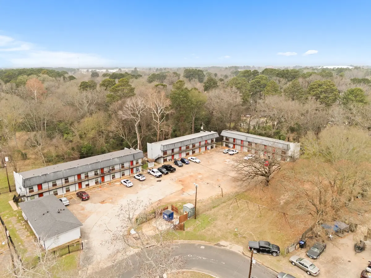 429 Johnson St, Longview, TX 75602 - #1
