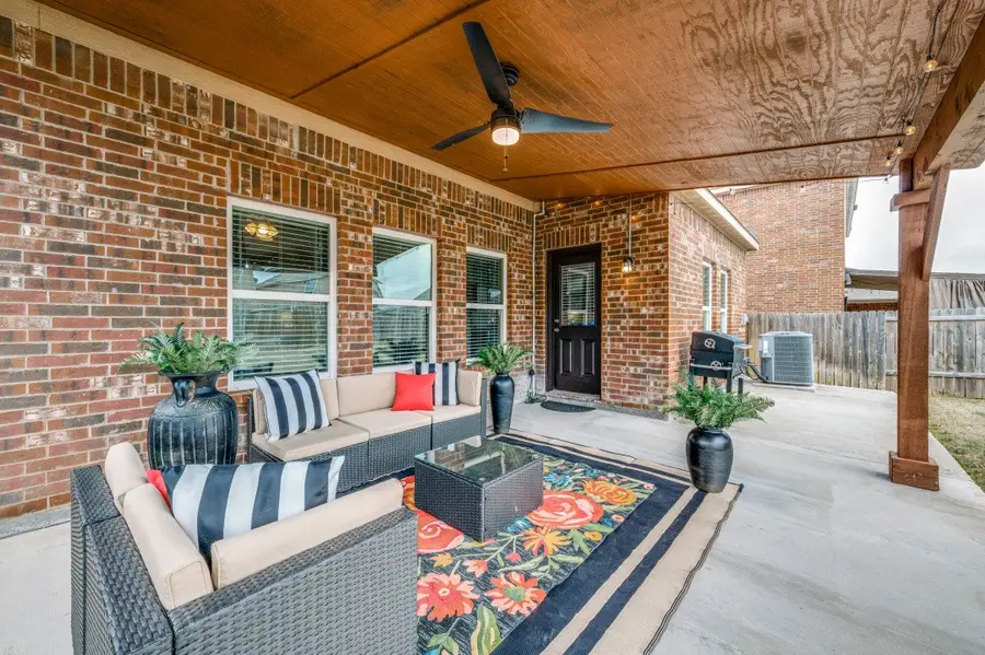 120 Aaron Street, Anna, TX 75409 - #2