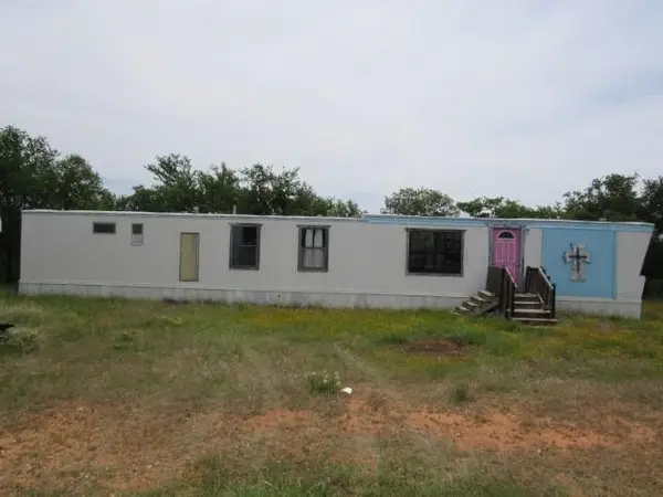 3210 Captains Cove, May, TX 76857