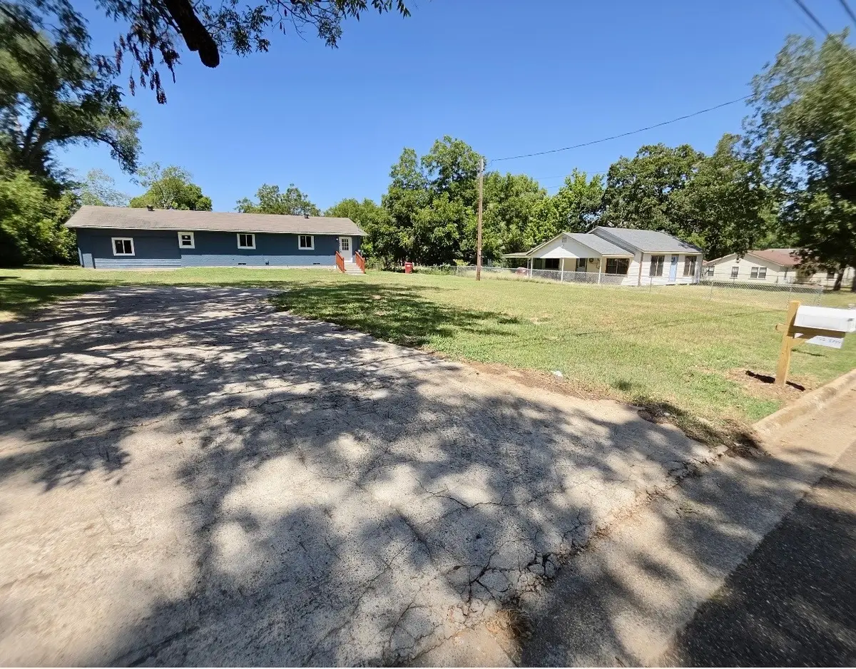 208 Miller Street, Mount Vernon, TX 75457 - #1