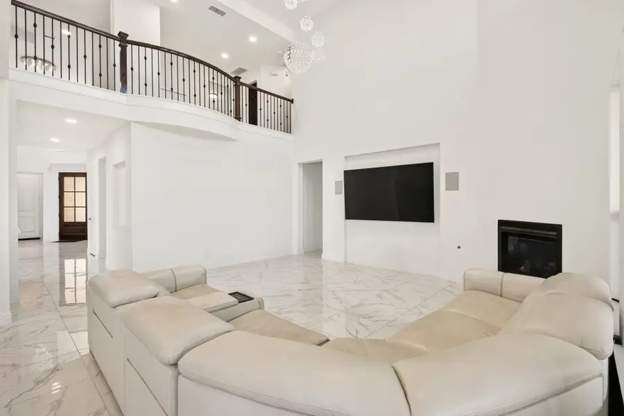 4125 Fall Aster Way, Aubrey, TX 76227 - #3