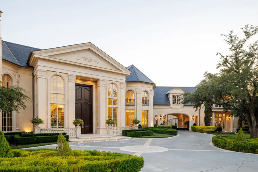 10617 Bridge Hollow Court, Dallas, TX 75229 - #2