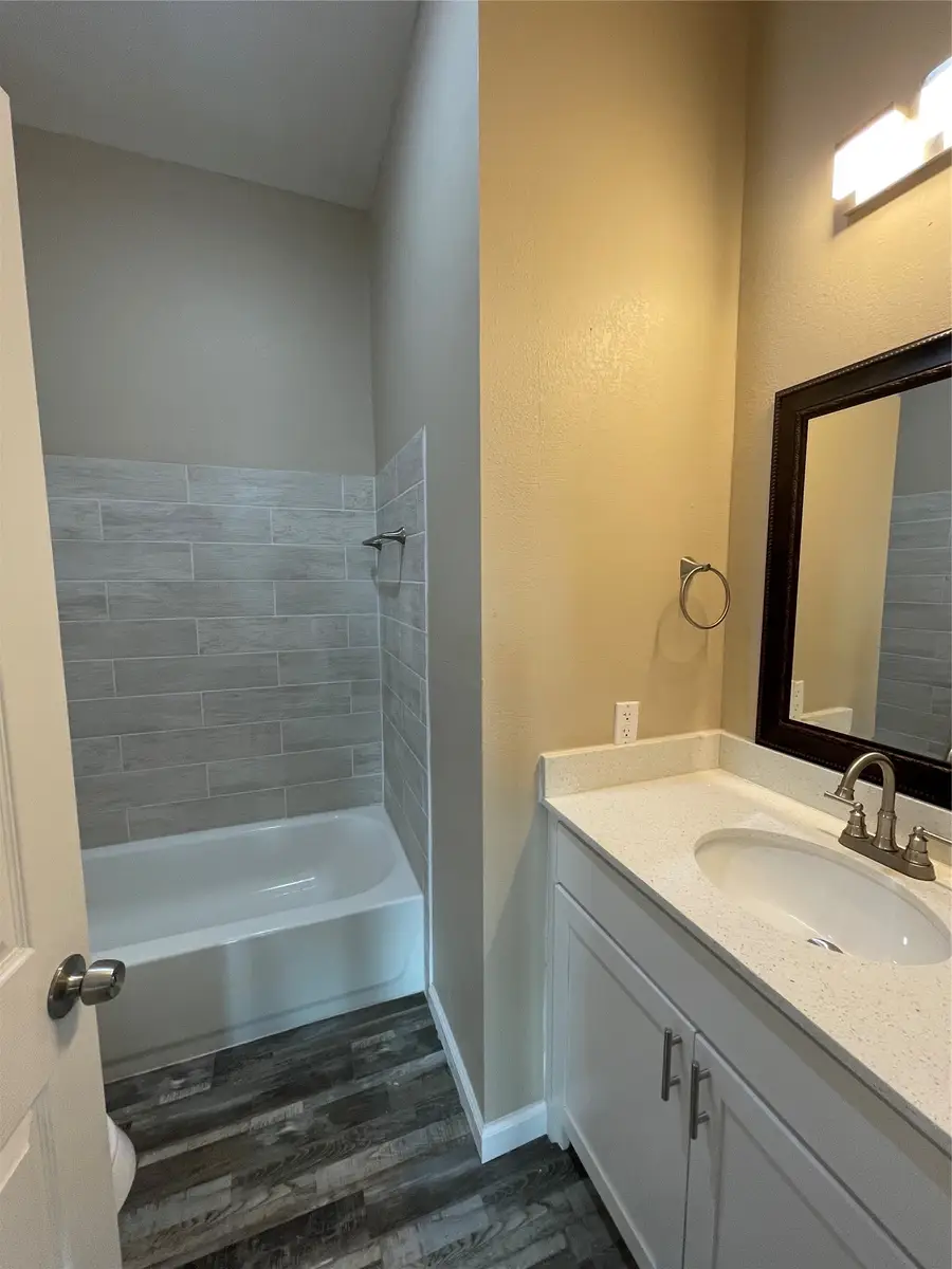 609 Mckenzie Avenue, Hillsboro, TX 76645 - #3