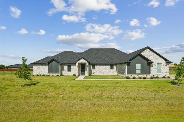 8608 Kassandra Drive, Sanger, TX 76266