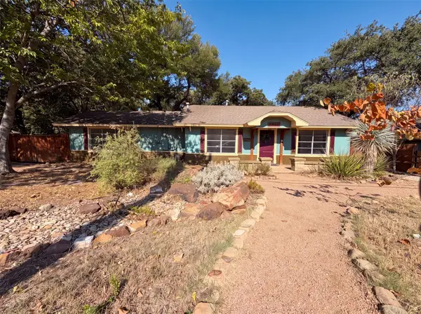 1856 Carl Street, Fort Worth, TX 76103