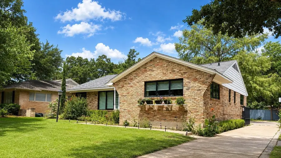6755 E Mockingbird Lane, Dallas, TX 75214 - #2