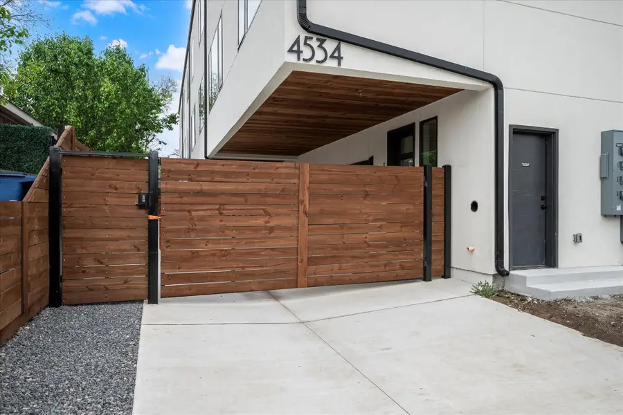 4534 Lake Avenue #104, Dallas, TX 75219 - #3
