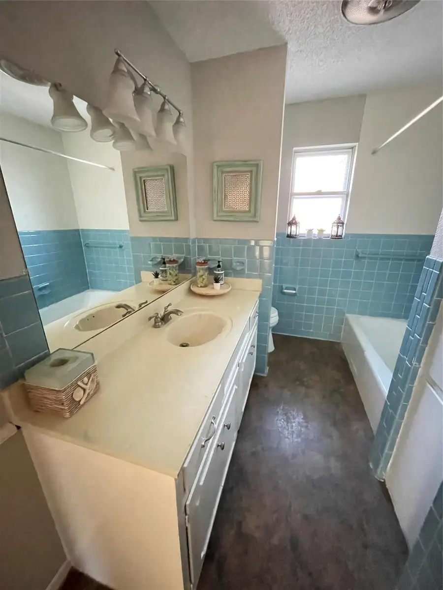 903 Seymore Circle, Denison, TX 75020 - #3