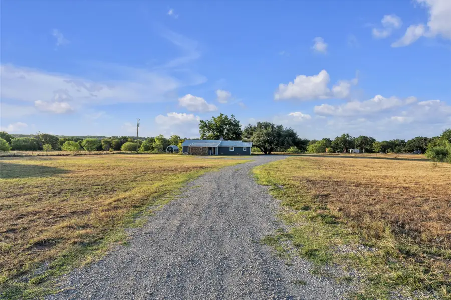 4080 Pleasant Valley Road, Mineral Wells, TX 76067 - #2