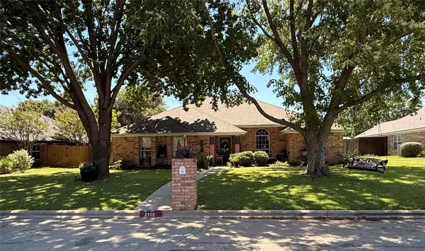 2710 Hunters Run, Brownwood, TX 76801
