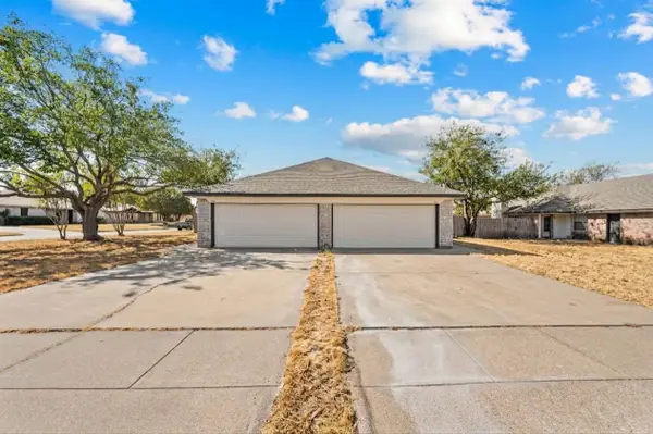 7712 Brandi Place, North Richland Hills, TX 76182