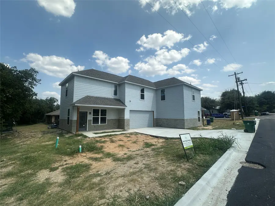 806 N Cates Street, Decatur, TX 76234 - #3