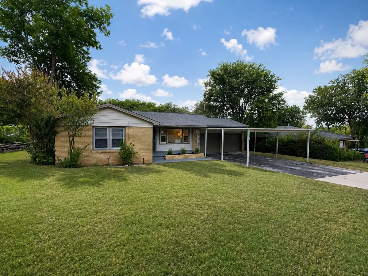 4305 Highland Lake Drive, Lake Worth, TX 76135 - #1