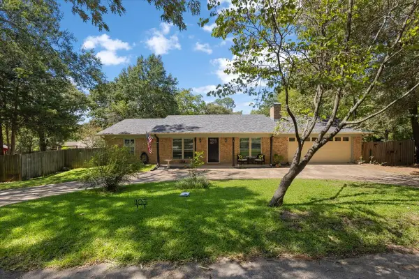 103 Grass Knoll Drive, Hideaway, TX 75771