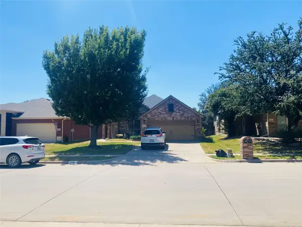 2250 Kaitlyn Drive, Weatherford, TX 76087