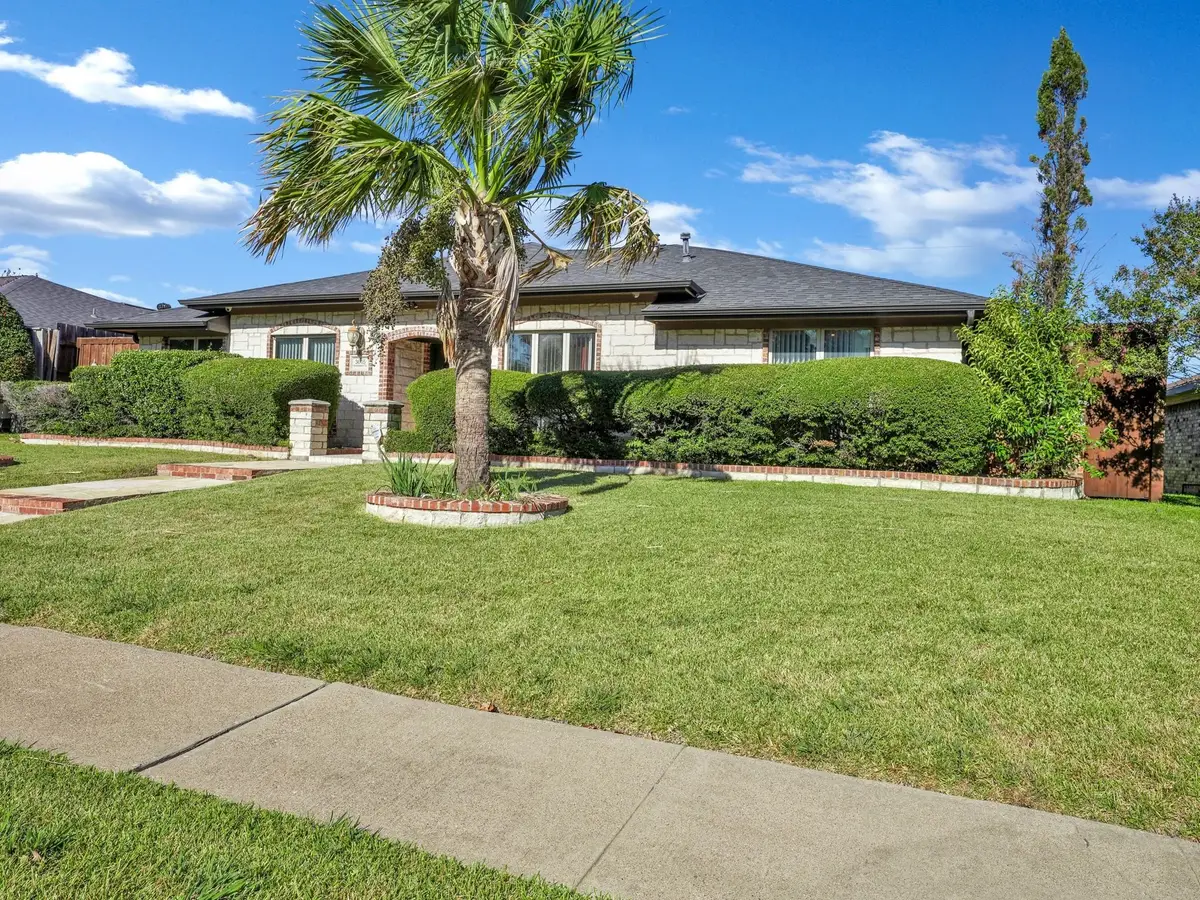 3015 Kensington Drive, Mesquite, TX 75150 - #1