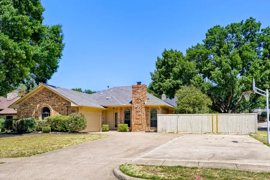 2212 Oak Bluff Drive, Flower Mound, TX 75028 - #2