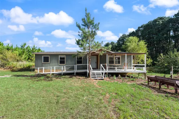 7401 County Road 4613, Athens, TX 75752