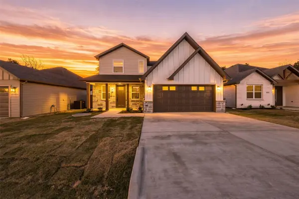 5557 Mercedes Circle, Granbury, TX 76048