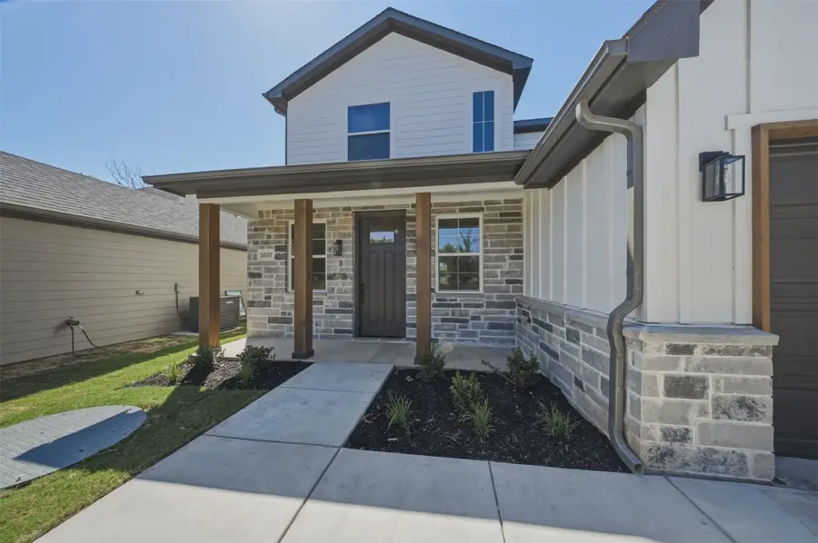 5557 Mercedes Circle, Granbury, TX 76048 - #3