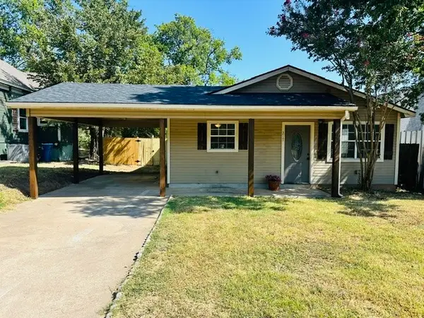 217 E Hull Street, Denison, TX 75021
