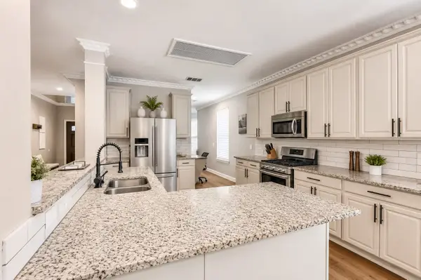 2617 Cowboy Trail, Little Elm, TX 75068