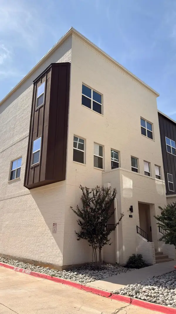 1217 Beaconsfield Lane #811, Arlington, TX 76011