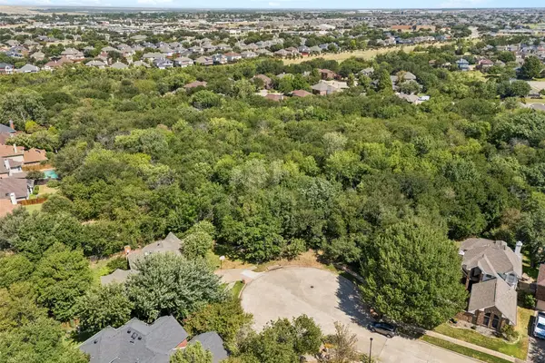 3816 Quivera Circle, Carrollton, TX 75007