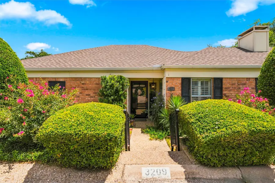 3209 Creekwood Circle, Waco, TX 76710 - #2