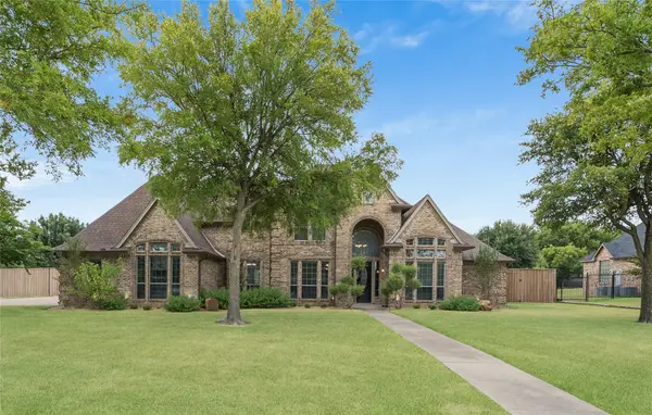 8630 Glenloch Drive, Red Oak, TX 75154