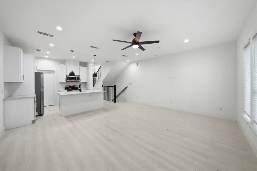 7207 Mohawk Drive #106, Dallas, TX 75235 - #3