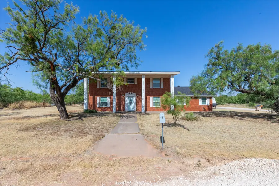 902 Avenue O, Anson, TX 79501 - #2