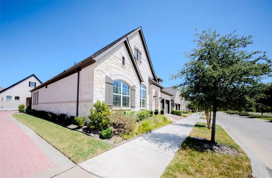 4721 Kings Garden Parkway, Arlington, TX 76005 - #2