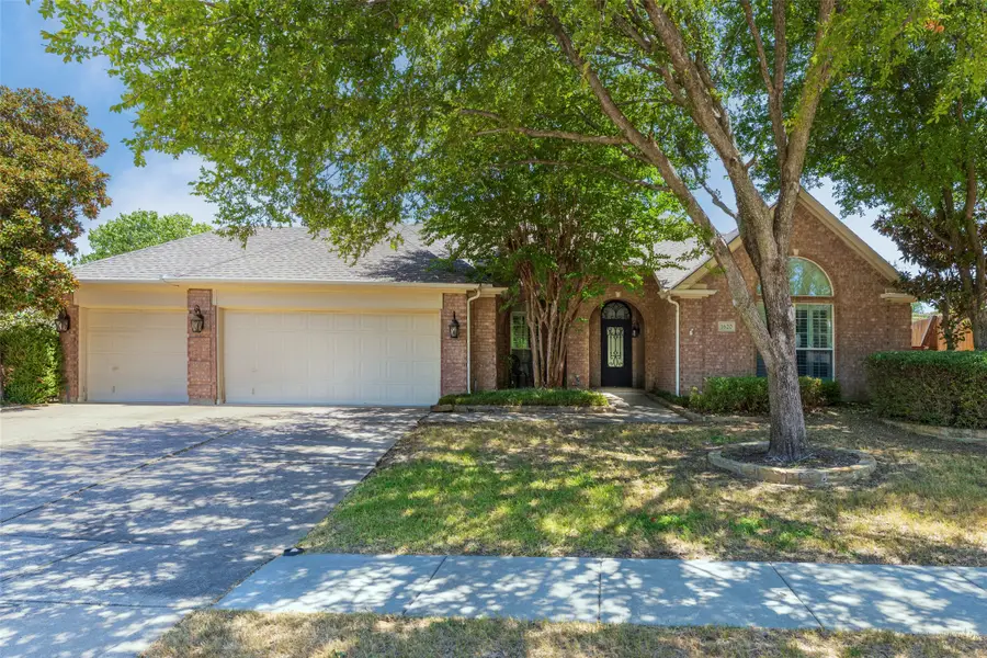 1620 Babbling Brook Drive, Grand Prairie, TX 75050 - #2