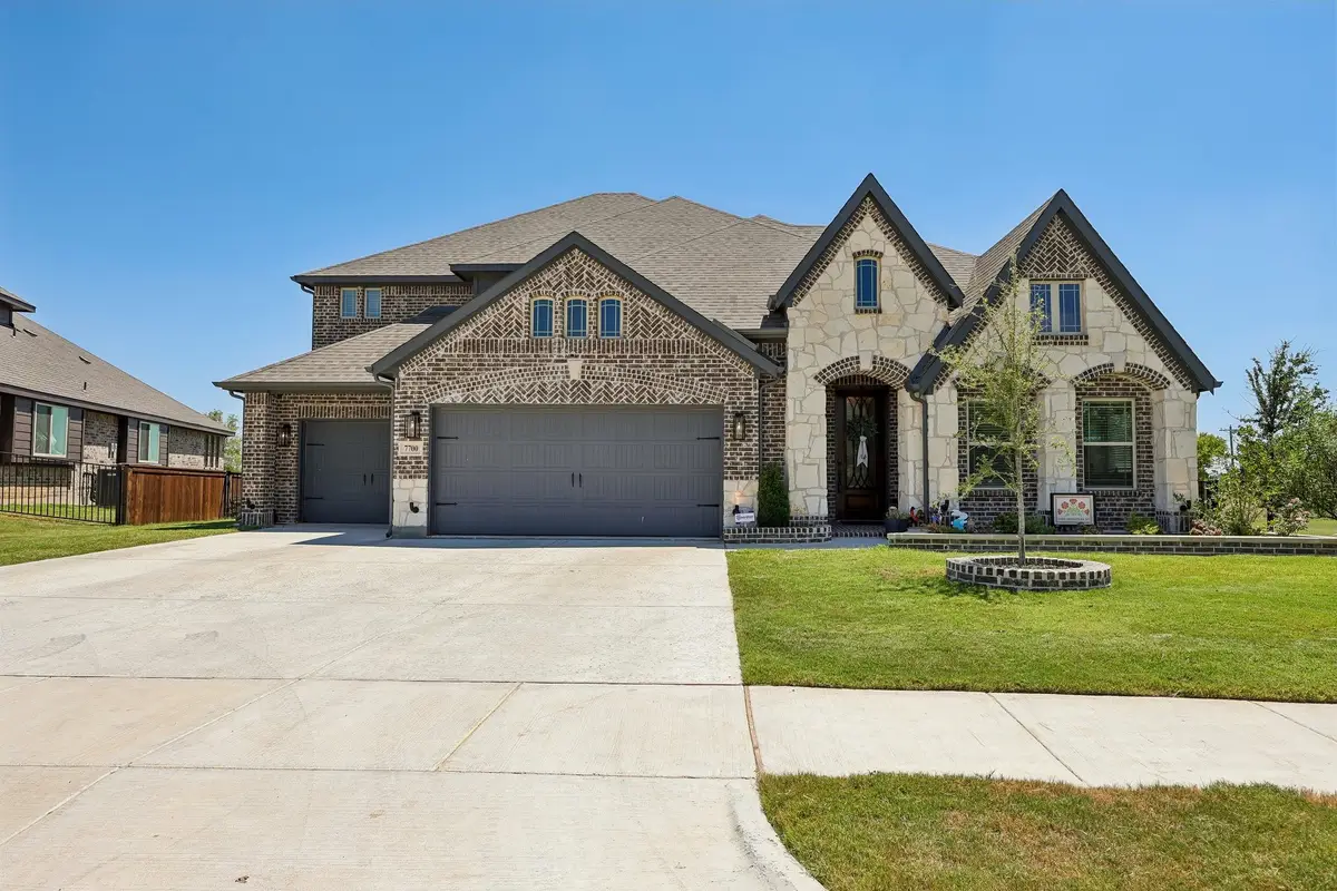 7700 Sunspray Street, Joshua, TX 76058 - #1