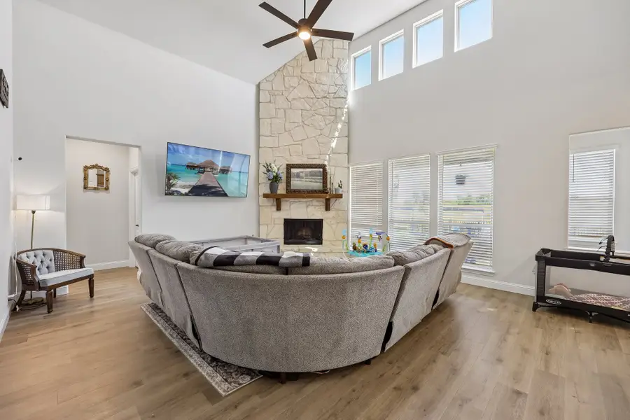 7700 Sunspray Street, Joshua, TX 76058 - #3